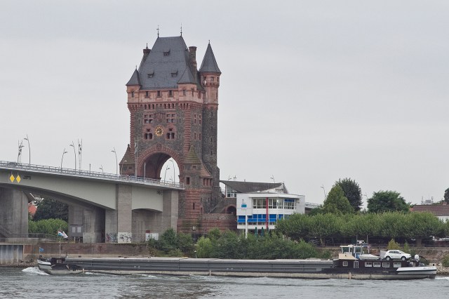 Nibbelungen Bridge in Worms 